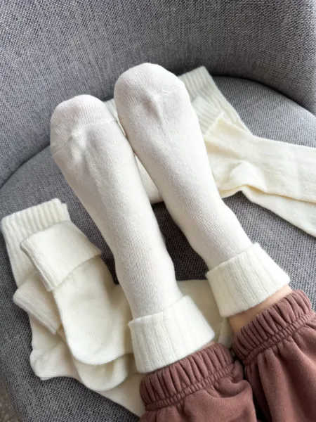 Calze bianche in cashmere
