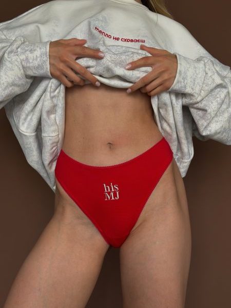 Slip brasiliano rosso con ricamo “His MJ”