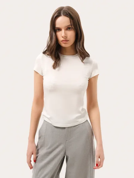 T-shirt slim semi-trasparente color latte