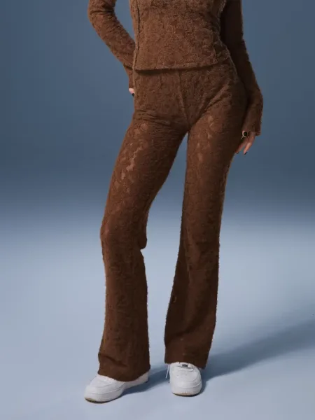 Leggings caramello a zampa in pizzo testurizzato effetto fluffy