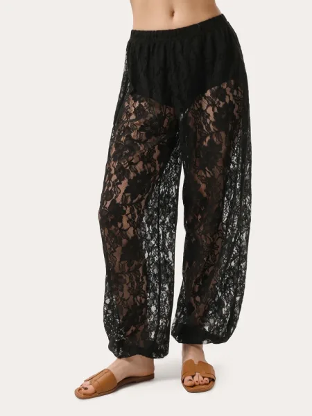Jogger in pizzo nero