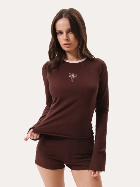 Completo homewear con ricamo: longsleeve e shorts – cioccolato