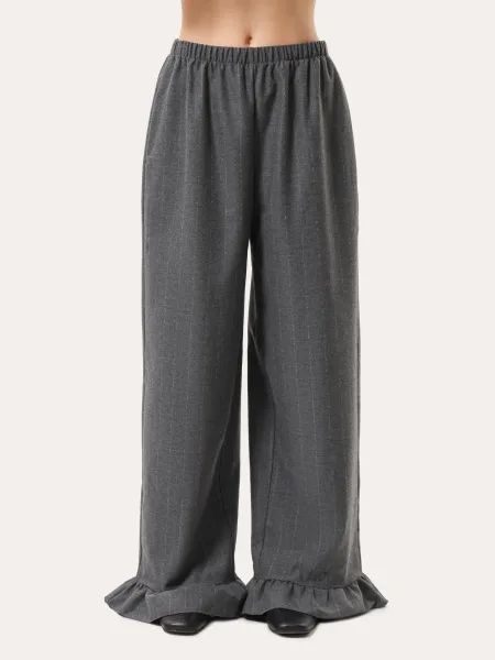 Pantaloni a righe con volant – grigi